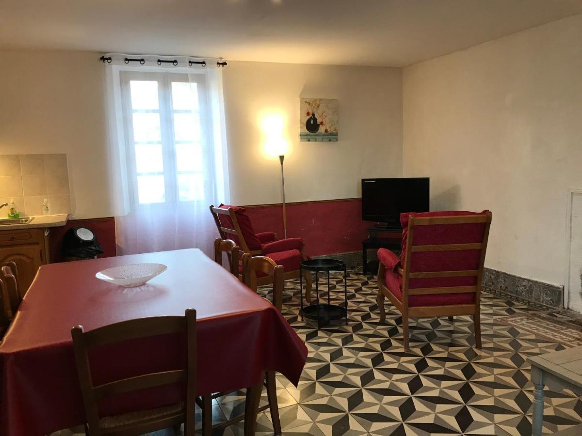 Gites & Chambres D'Hotes Peyrecout Laparrouquial Exteriér fotografie